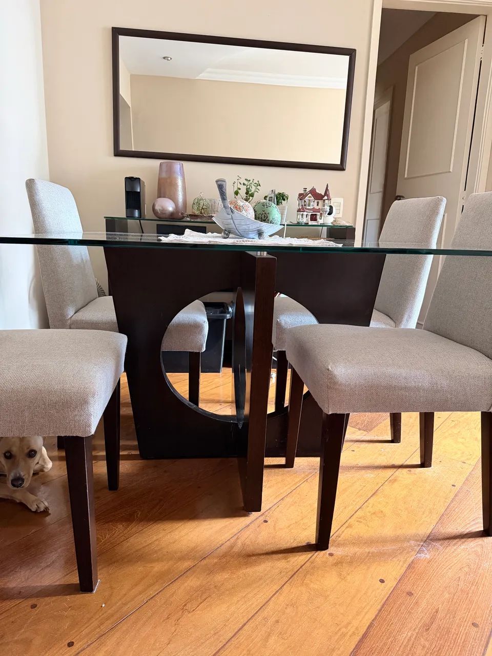 Mesa de vidro e cadeiras - 4 lugares  - Foto 3