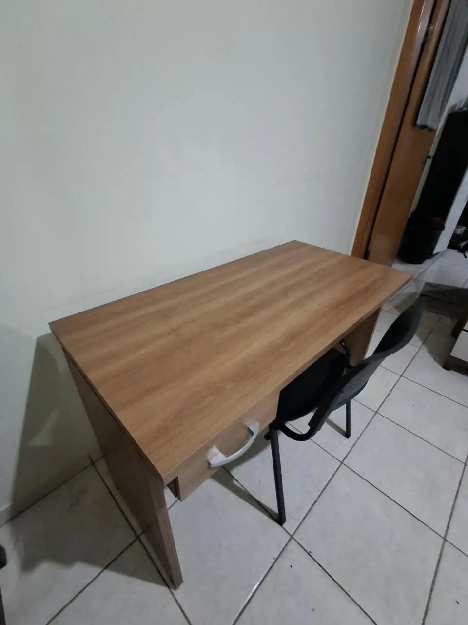 Mesa de estudos  - Foto 4