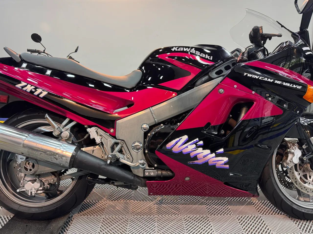 Kawasaki 1000 1991 - 1473212620 | OLX