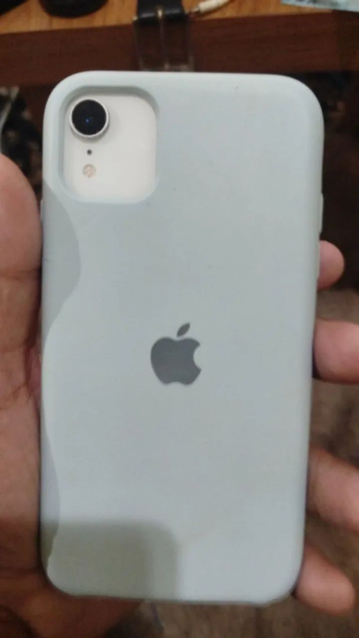 Vendo iPhone XR 64 GB com tudo funcionando perfeitamente de 64 gb - Foto 2