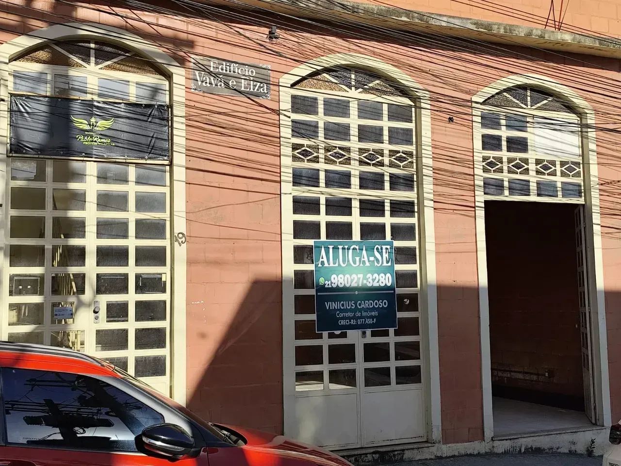 Loja na Praça com 37m²  e possibilidade de mezanino - Fácil estacionar - Foto 3