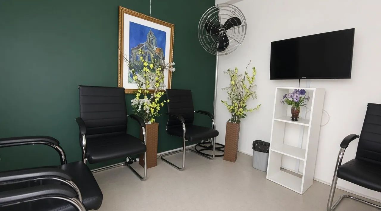 Sala comercial para venda no Centro de Sorocaba, com banheiro privativo, 2 elevadores em l - Foto 2