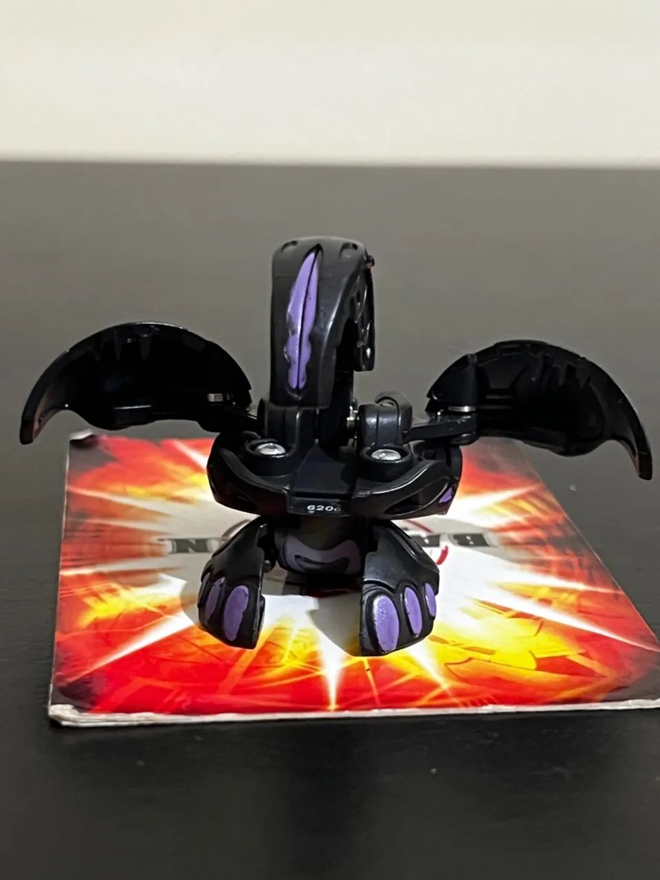 Bakugan Darkus Wavern - Foto 2