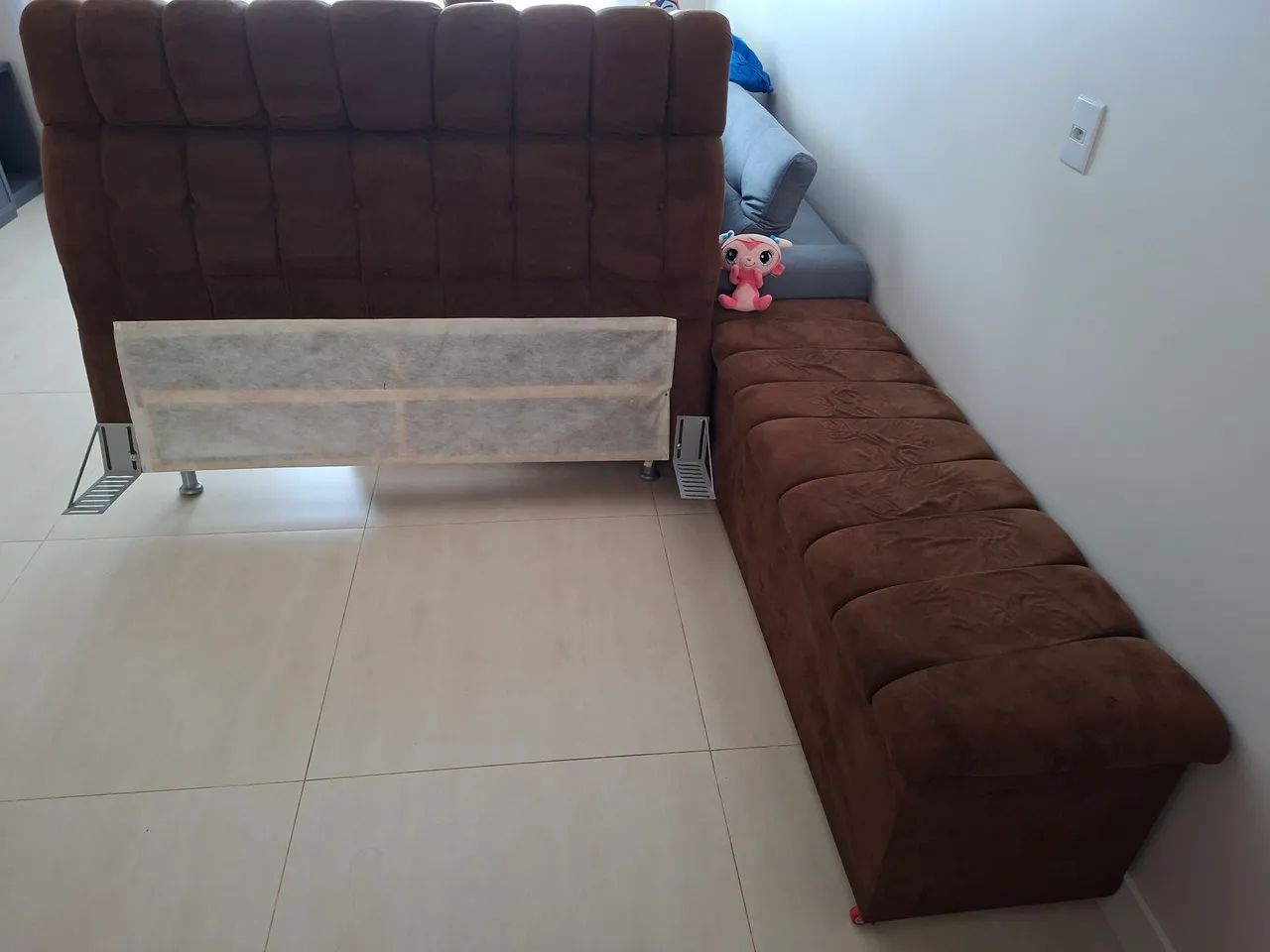 Cabeceira e baú  - Foto 2
