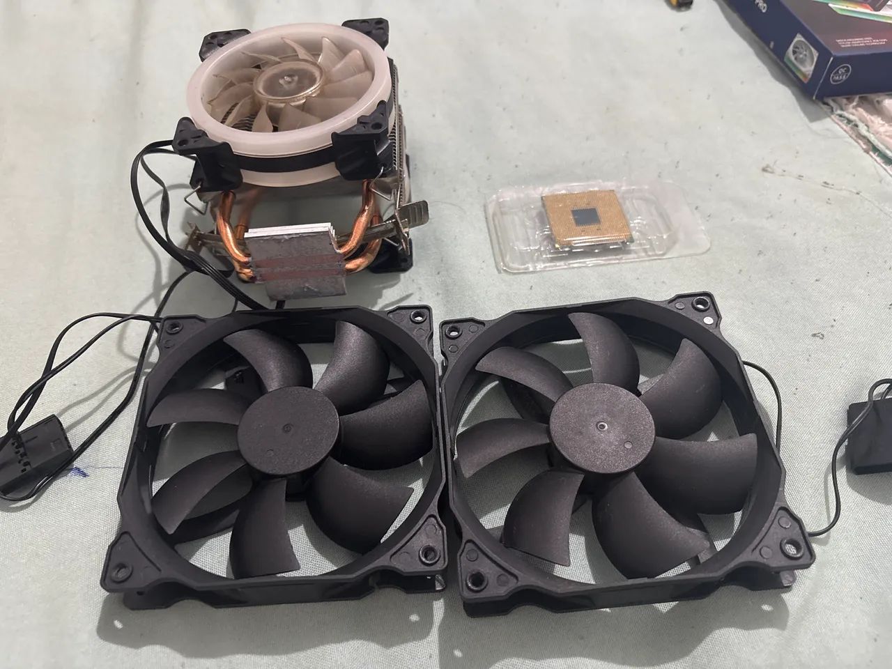 Processador 5 2400ge + Cooler universal + 2 ventoinha + Mausepad - Foto 3