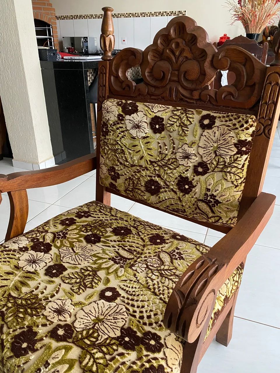 Jogo de sofá e poltronas antigos  - Foto 2