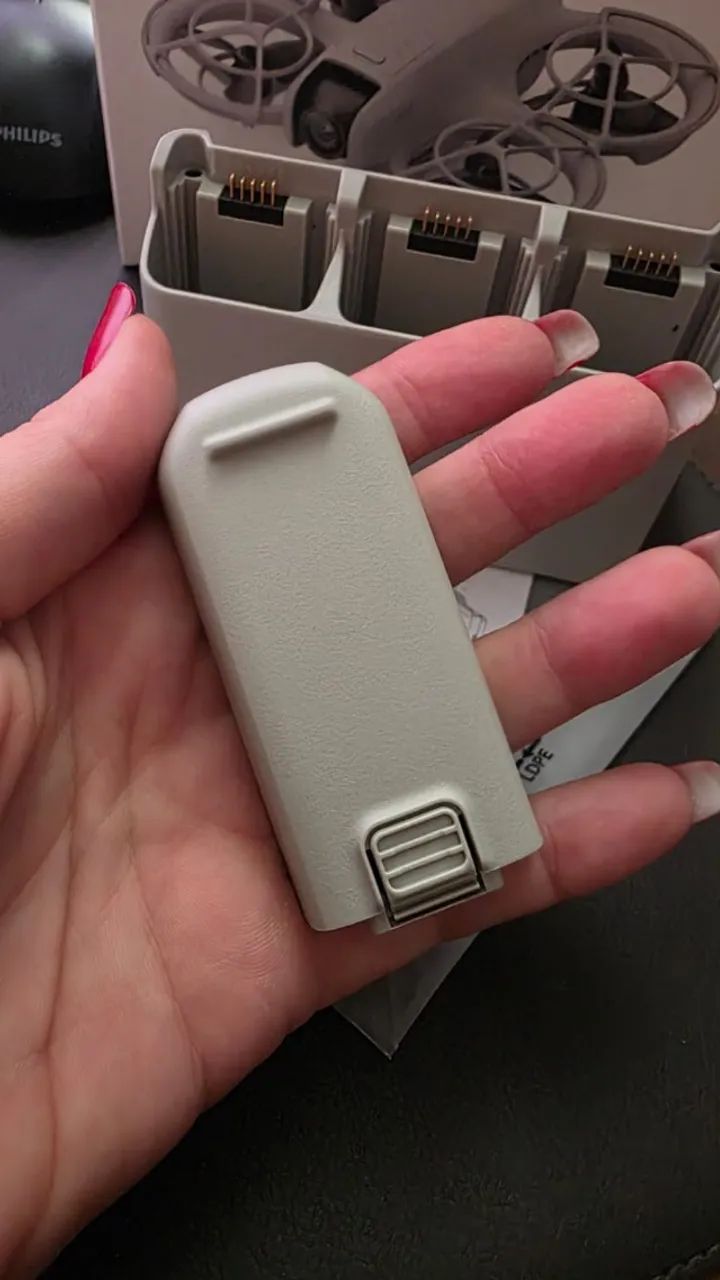 Hub de Carregamento DJI Neo 1 + 2 Baterias Originais - Foto 3