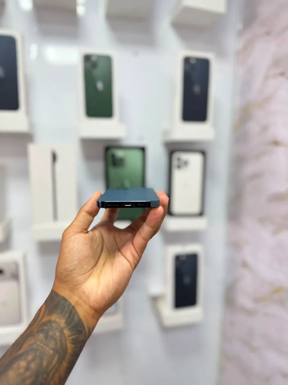 IPHONE 12 PRO 128GB<br>R$ 1.999 - Foto 4
