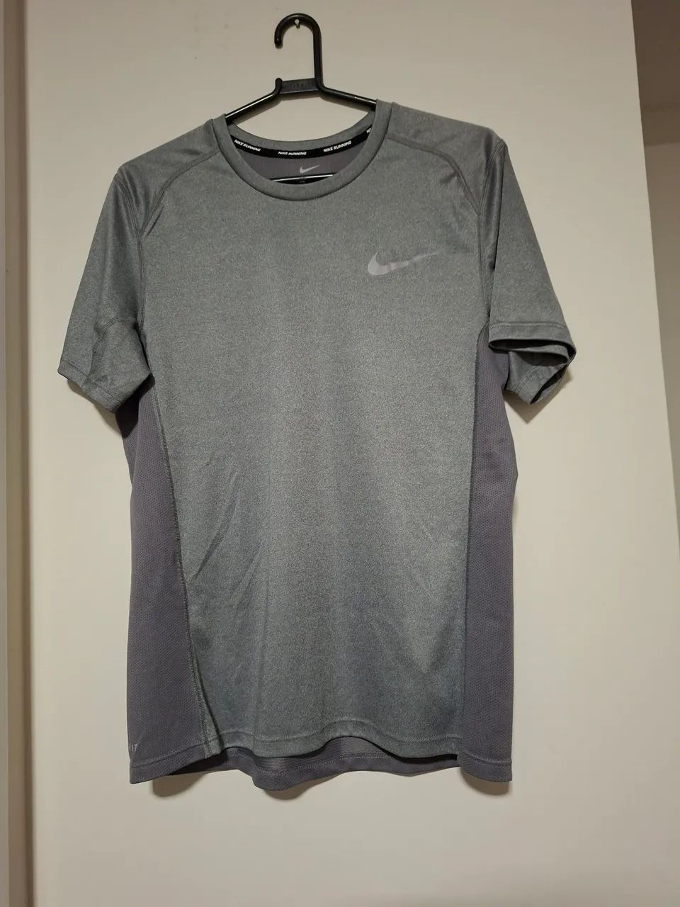 Camiseta dry fit Nike