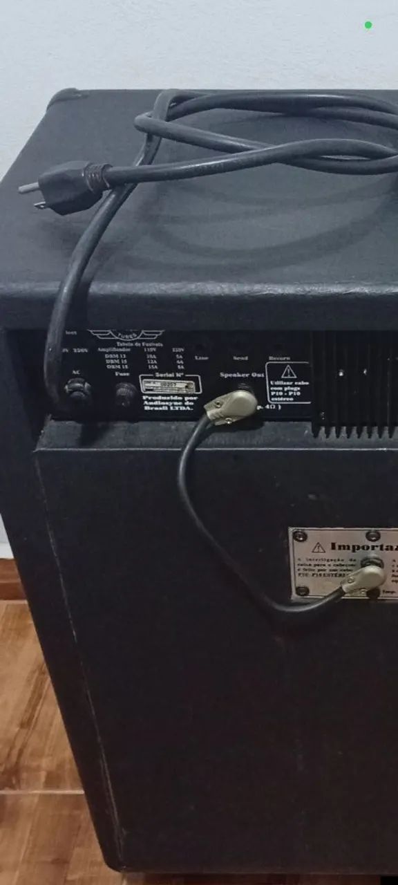 Cubo baixo warm music dbm 15 200 watts RMS  - Foto 3