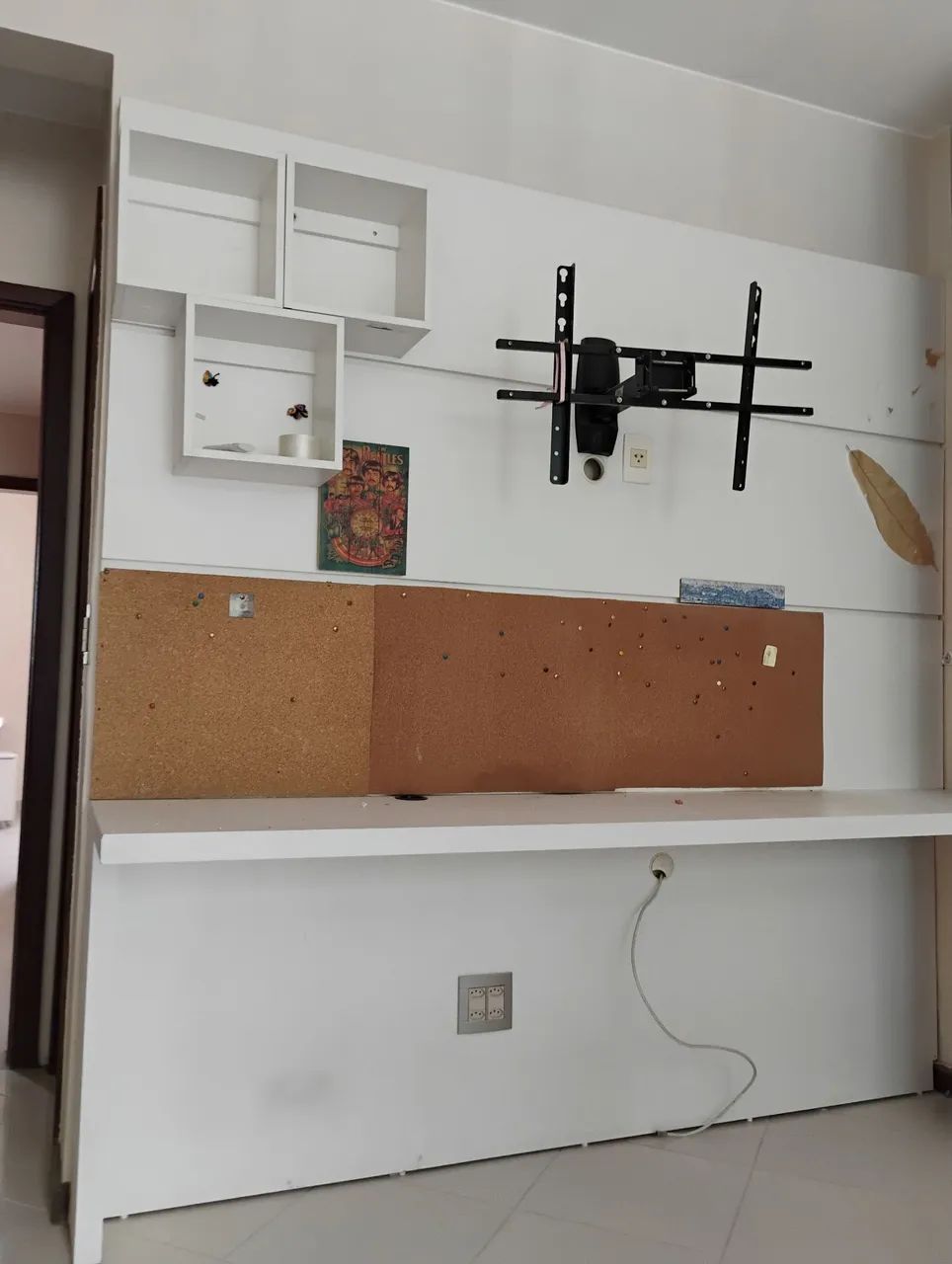 Doamos painel com bancada para quarto/ escritório. - Foto 2