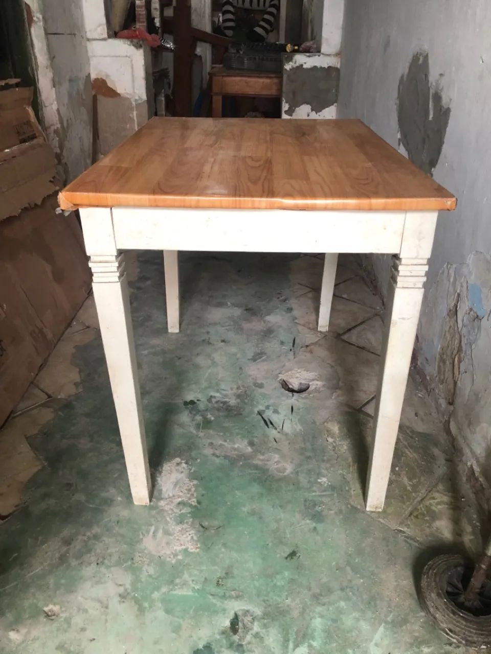 Mesa de Madeira com tampo amadeirado e base branca - Foto 3