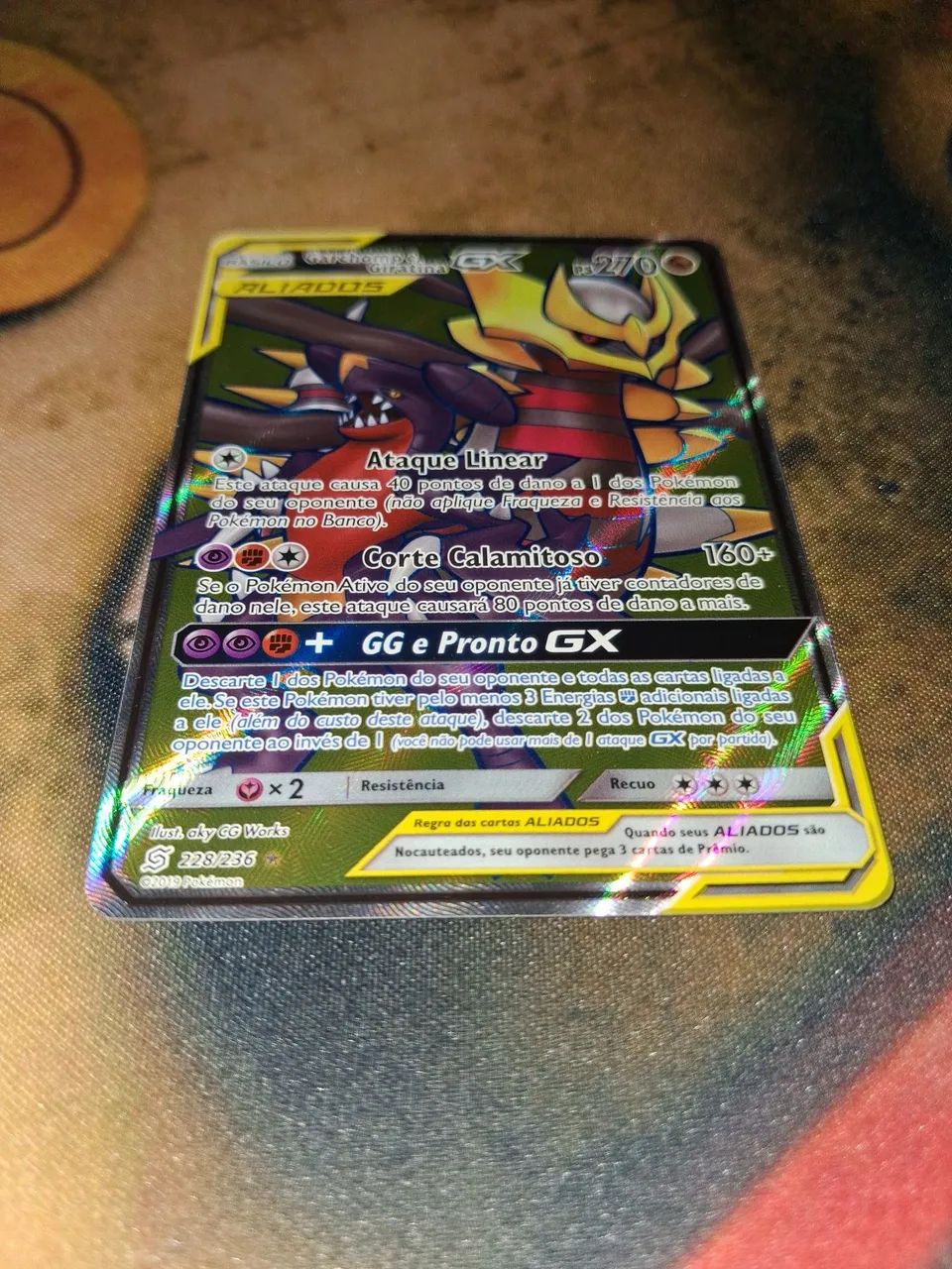 Carta Pokemon Garchomp e Giratina GX - Foto 3