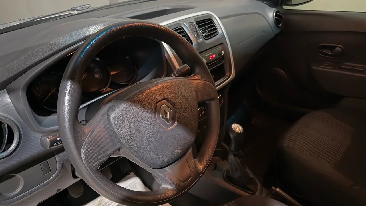 Renault Logan Authentique Flex 1.0 12V 4P 2018 - Foto 5