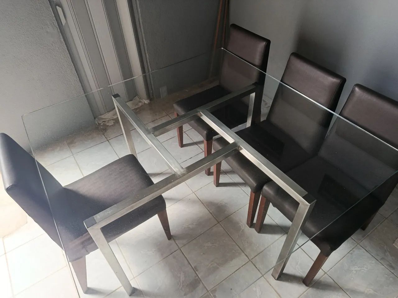 Mesa de jantar de 6 cadeiras