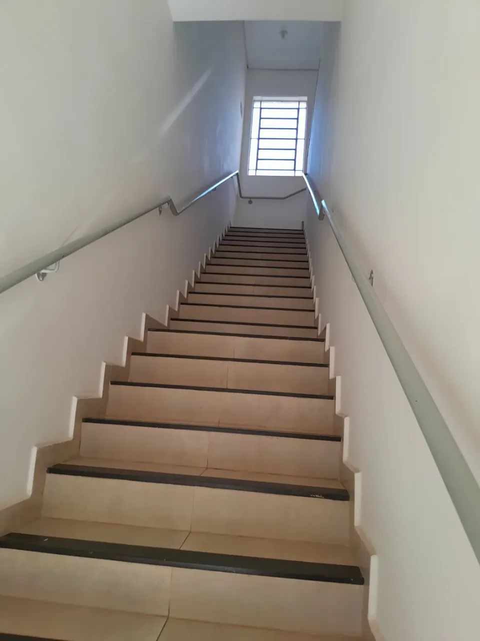 Comerciais Sala em Sertãozinho - Foto 3
