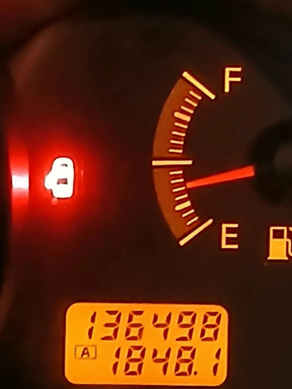 Nissan Livina LIVINA 1.6 16V Flex Fuel 5p 2011