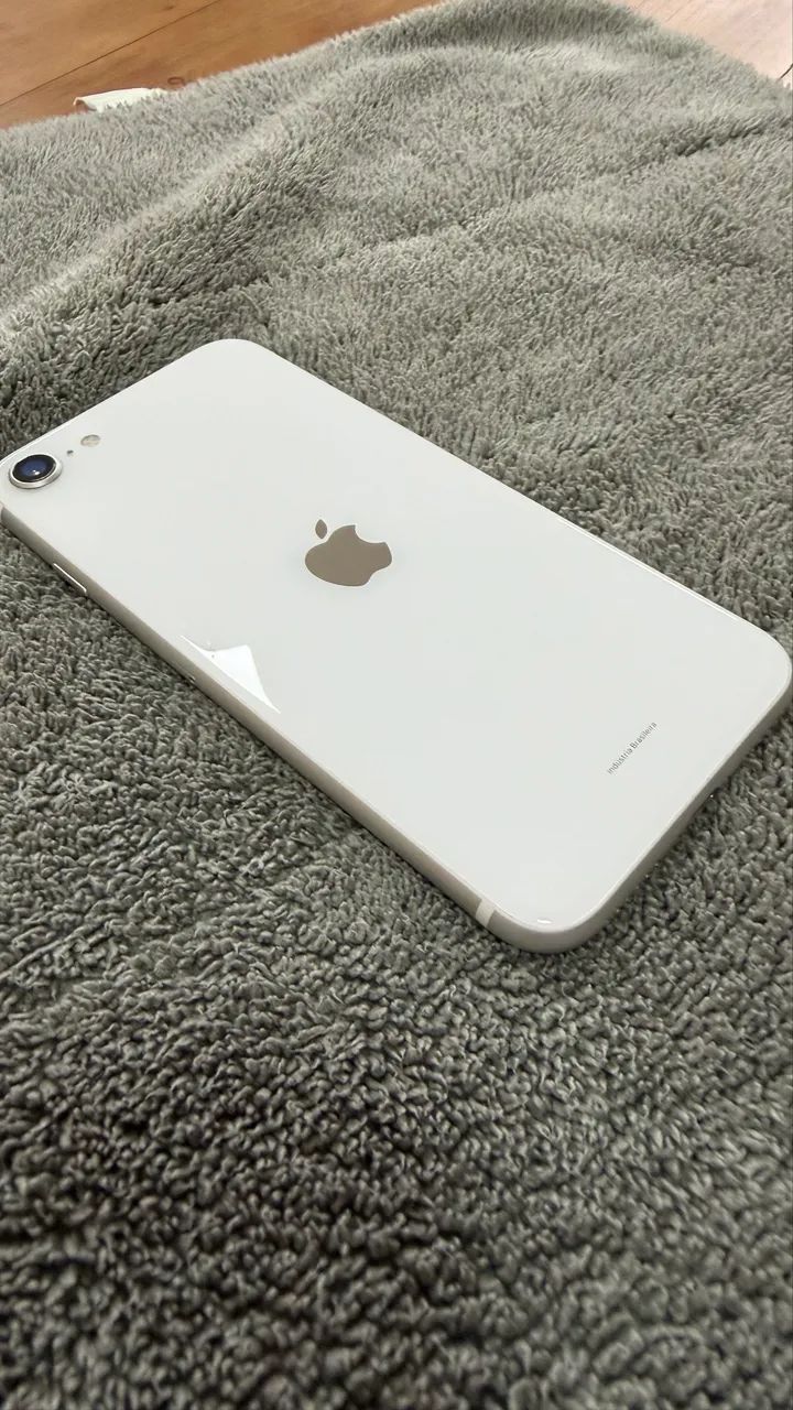 iPhone SE 64gb com nota fiscal e caixa - Foto 4