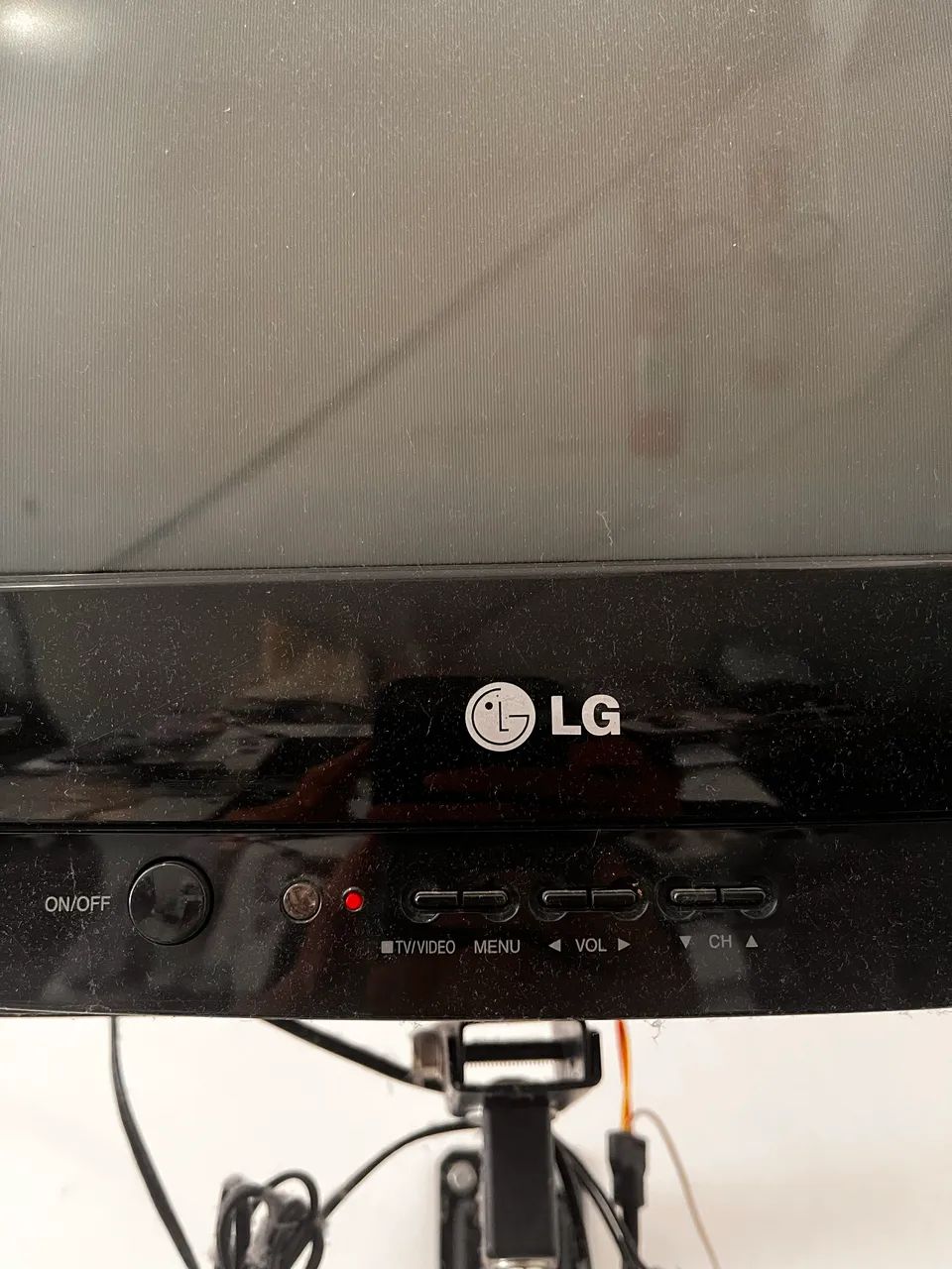 Vendo tv tubo tela plana 14 polegadas LG barato  - Foto 3