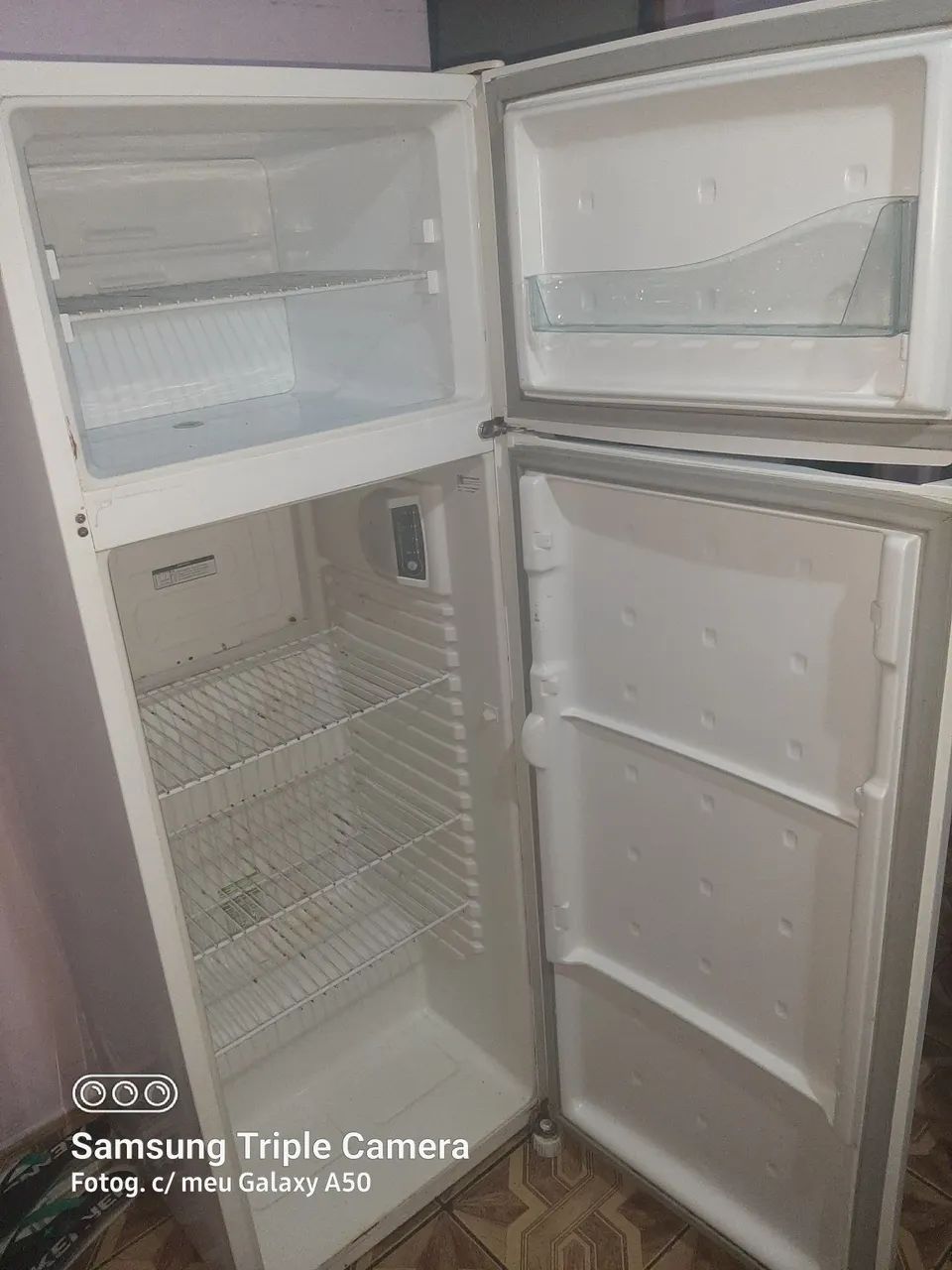 GELADEIRA SEMINOVA CONSUL