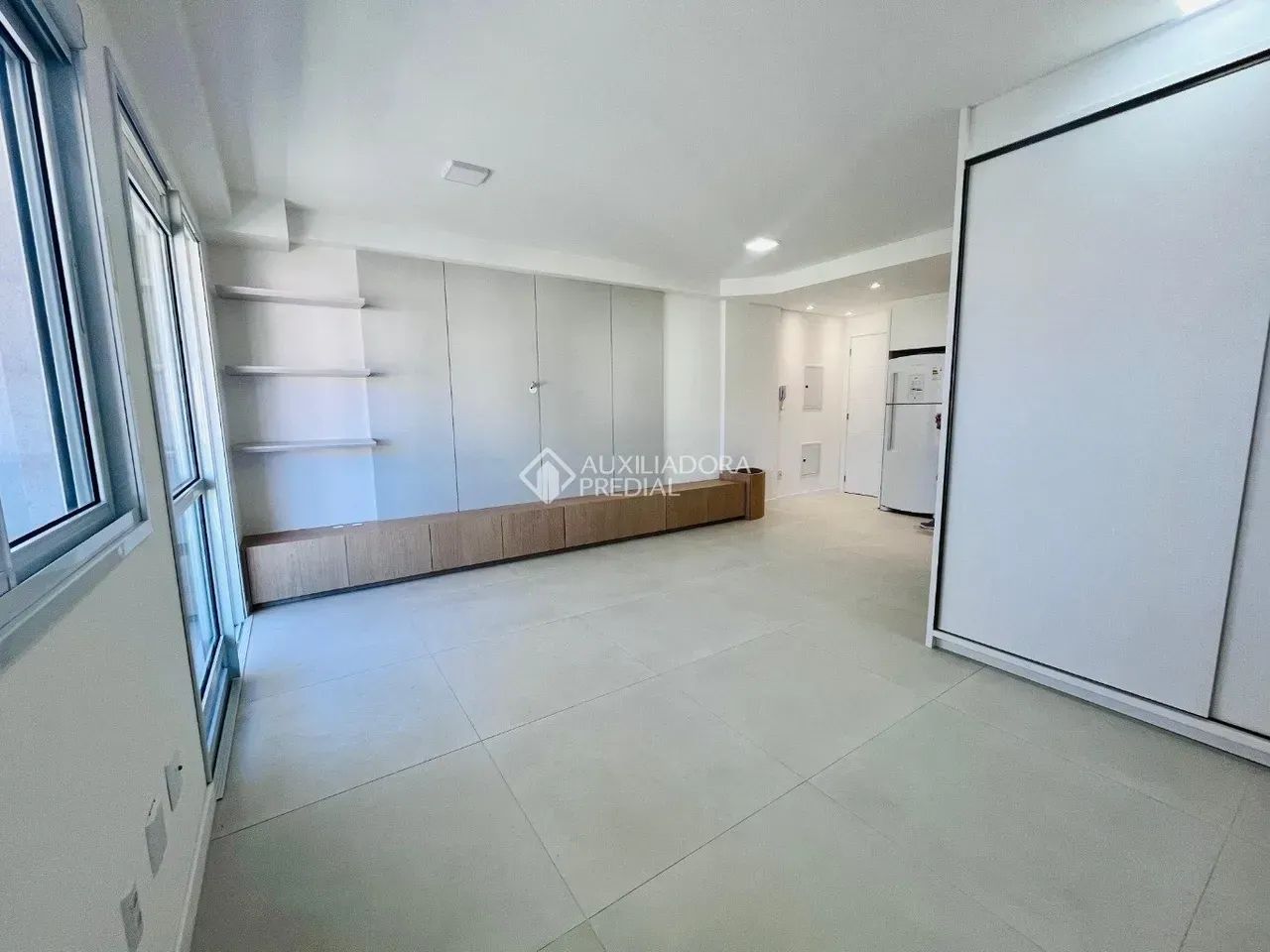 Imóvel para venda com 43 metros quadrados com 1 quarto em Coloninha - Florianópolis - SC - Foto 3