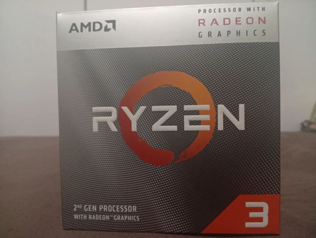 Processador AMD Ryzen 3 3200g com cooler box (AM4) - Peças de