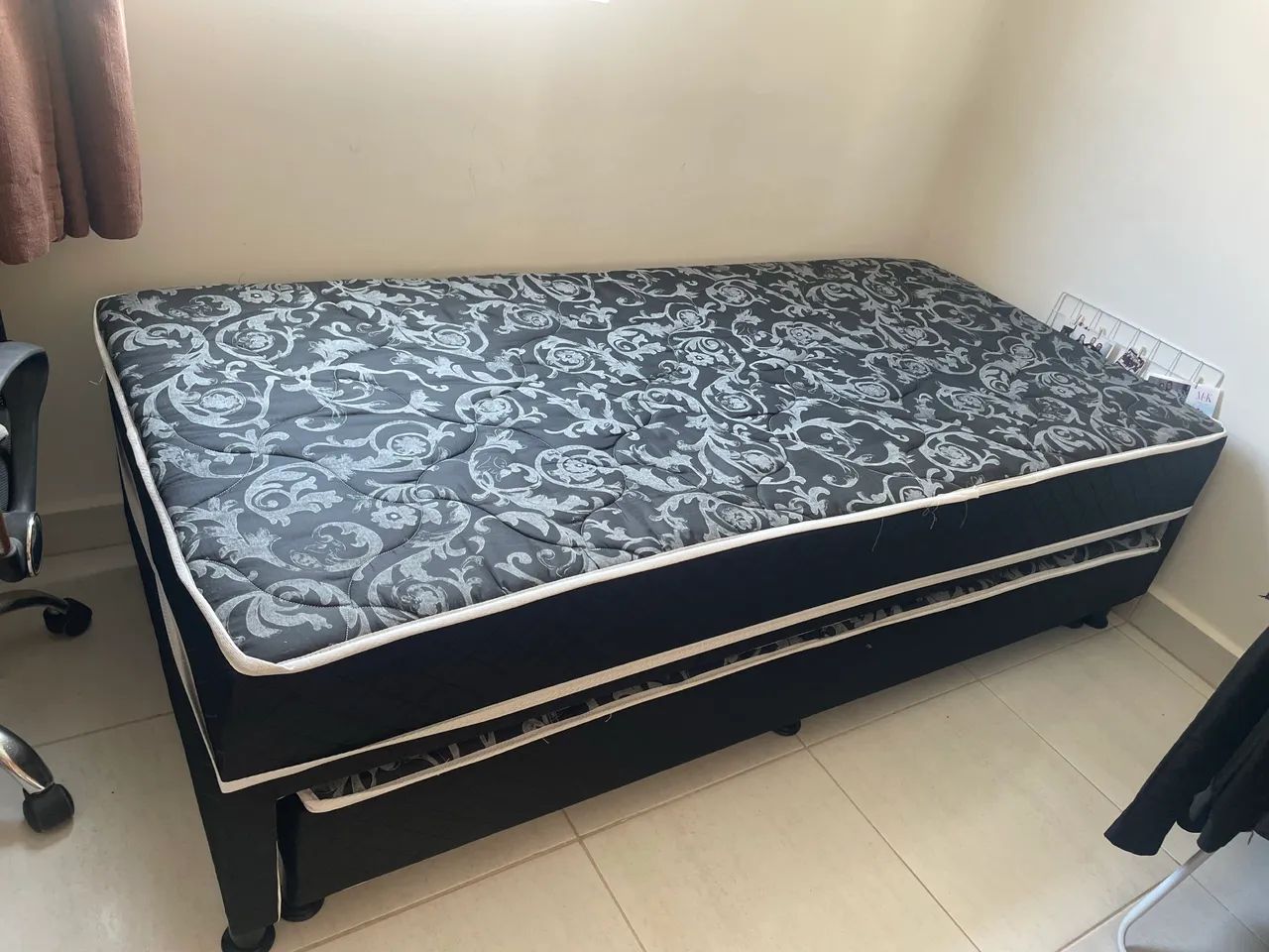 Cama box solteiro com cama auxiliar 
