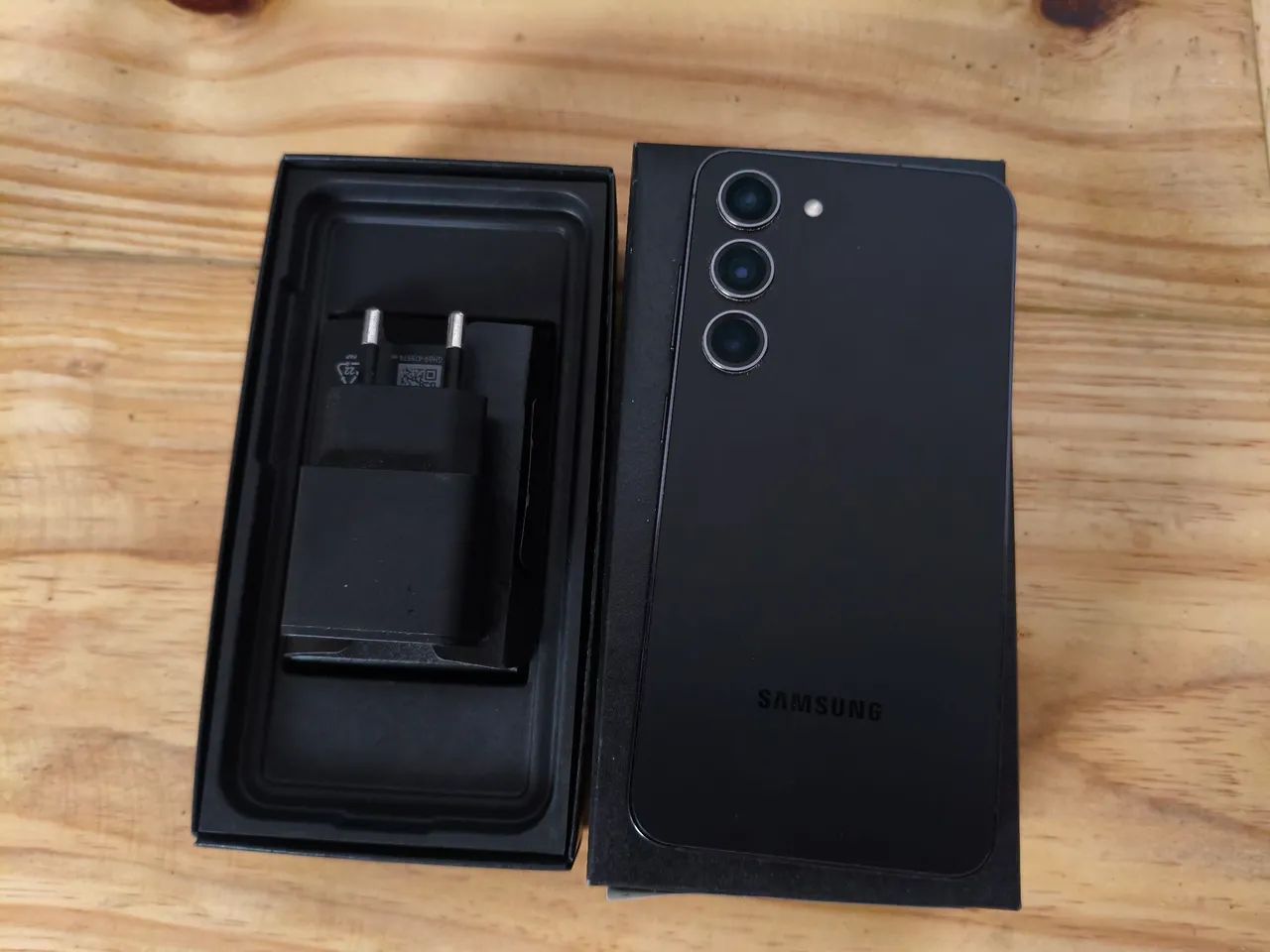Galaxy s23 8/512gb Completo - Celulares e Smartphones - Engenheiro