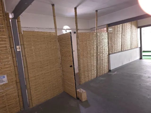Divisória de bambú com porta - Foto 2