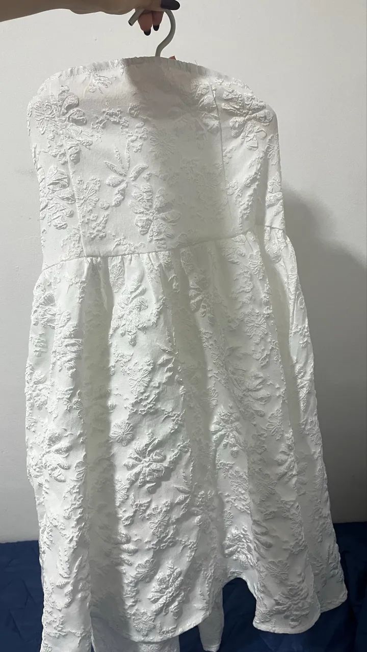 Vestido branco chique de ano novo  - Foto 4