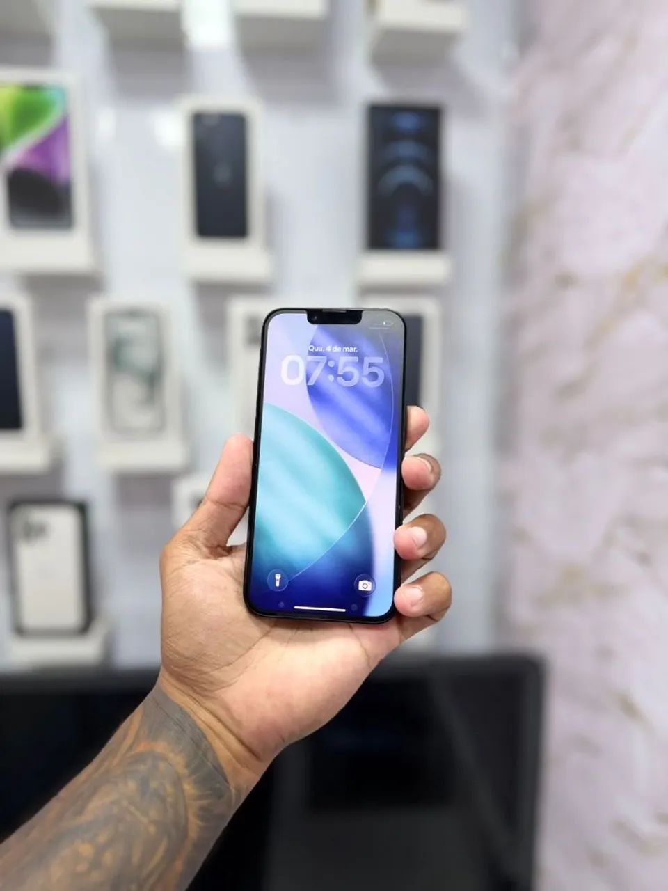 IPHONE 16e 256GB PRETO<br>R$ 3.499,00 TOP - Foto 4