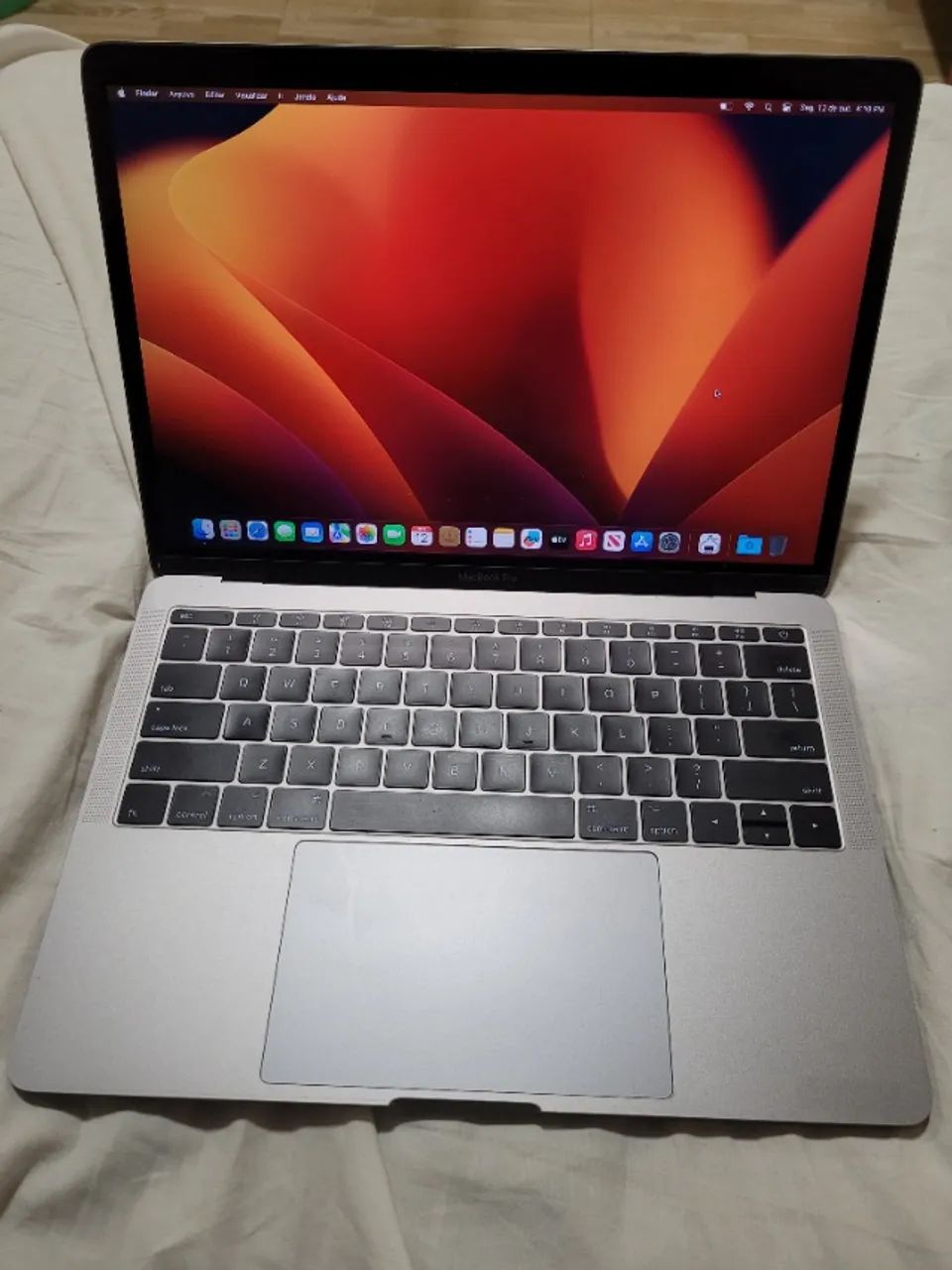 MacBook Pro 13インチ 2017 / 8GB / 256GB MacBook Pro 13