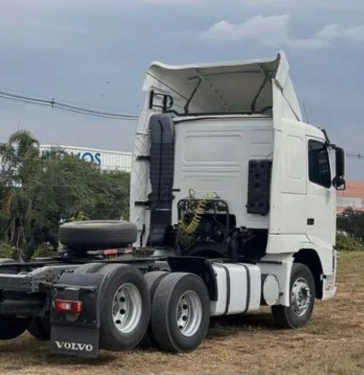VOLVO FH 460  COMPLETA    REPASSE  - Foto 3