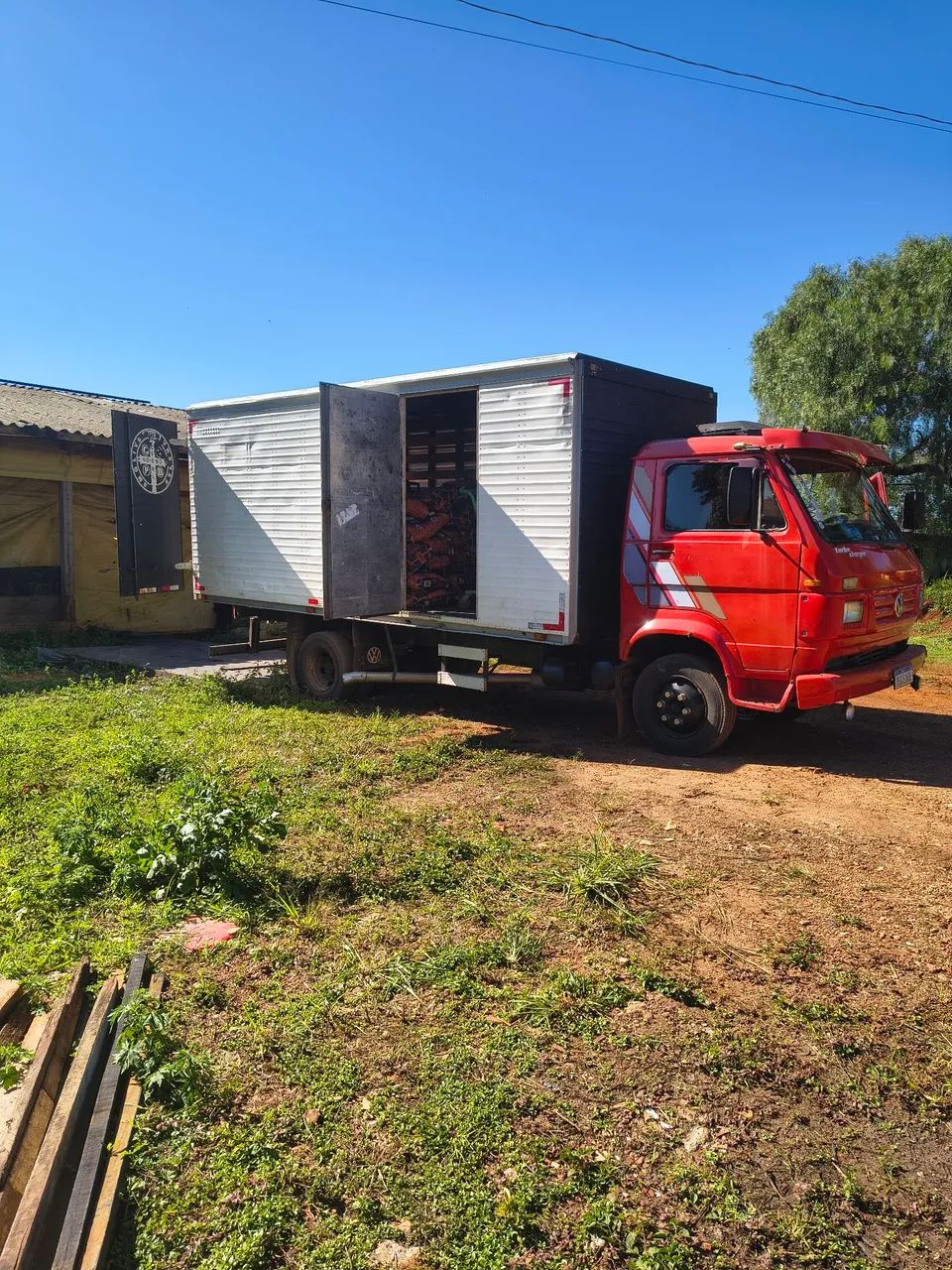 Caminhão 7110s mwm 229