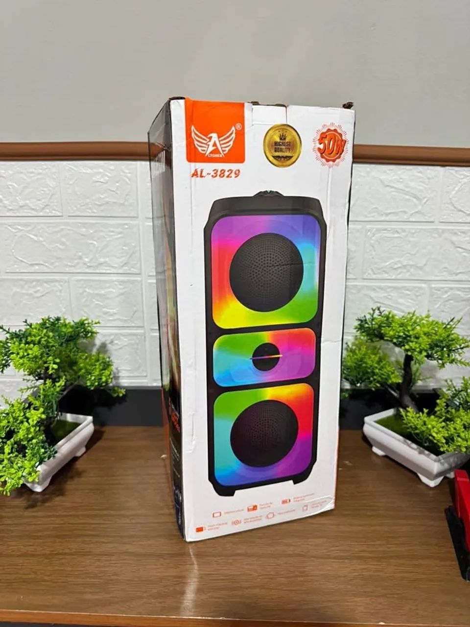Caixa de Som Bluetooth 50W com LED RGB - Foto 2