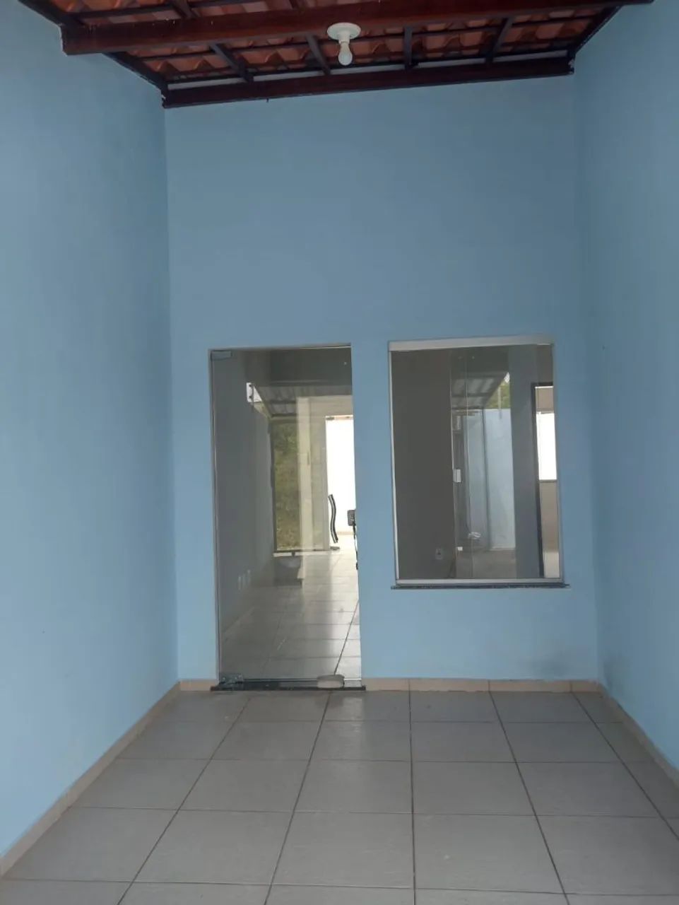 Casa 2/4 com garagem e área de serviço na Conceição - Foto 2