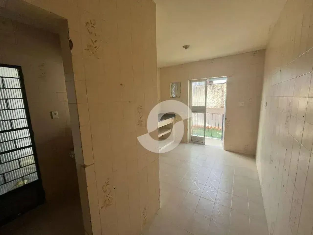 Apartamento 6 quartos no Mutondo