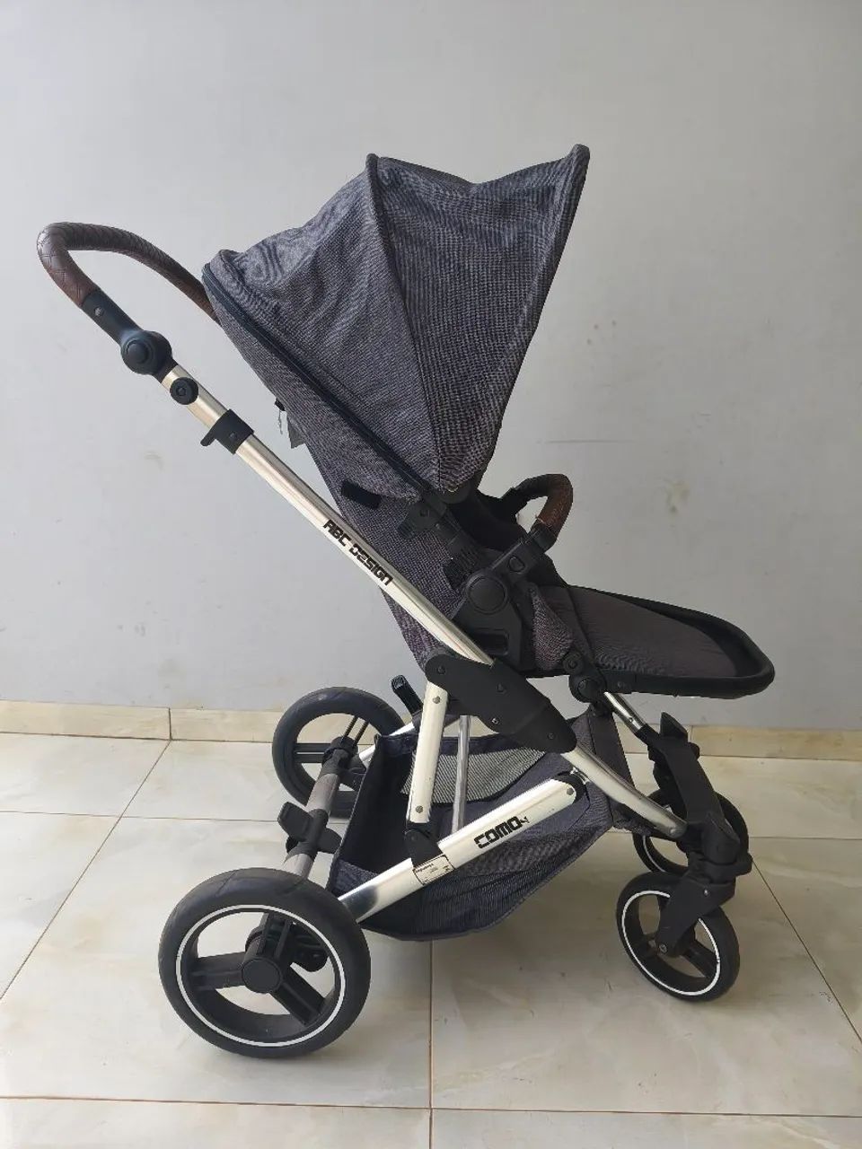 Carrinho de bebê com Moisés, da ABC design  - Foto 4