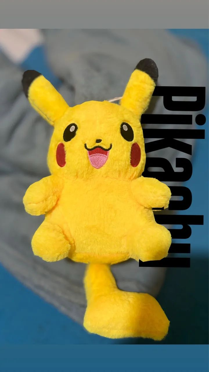 Pelúcia Pikachu