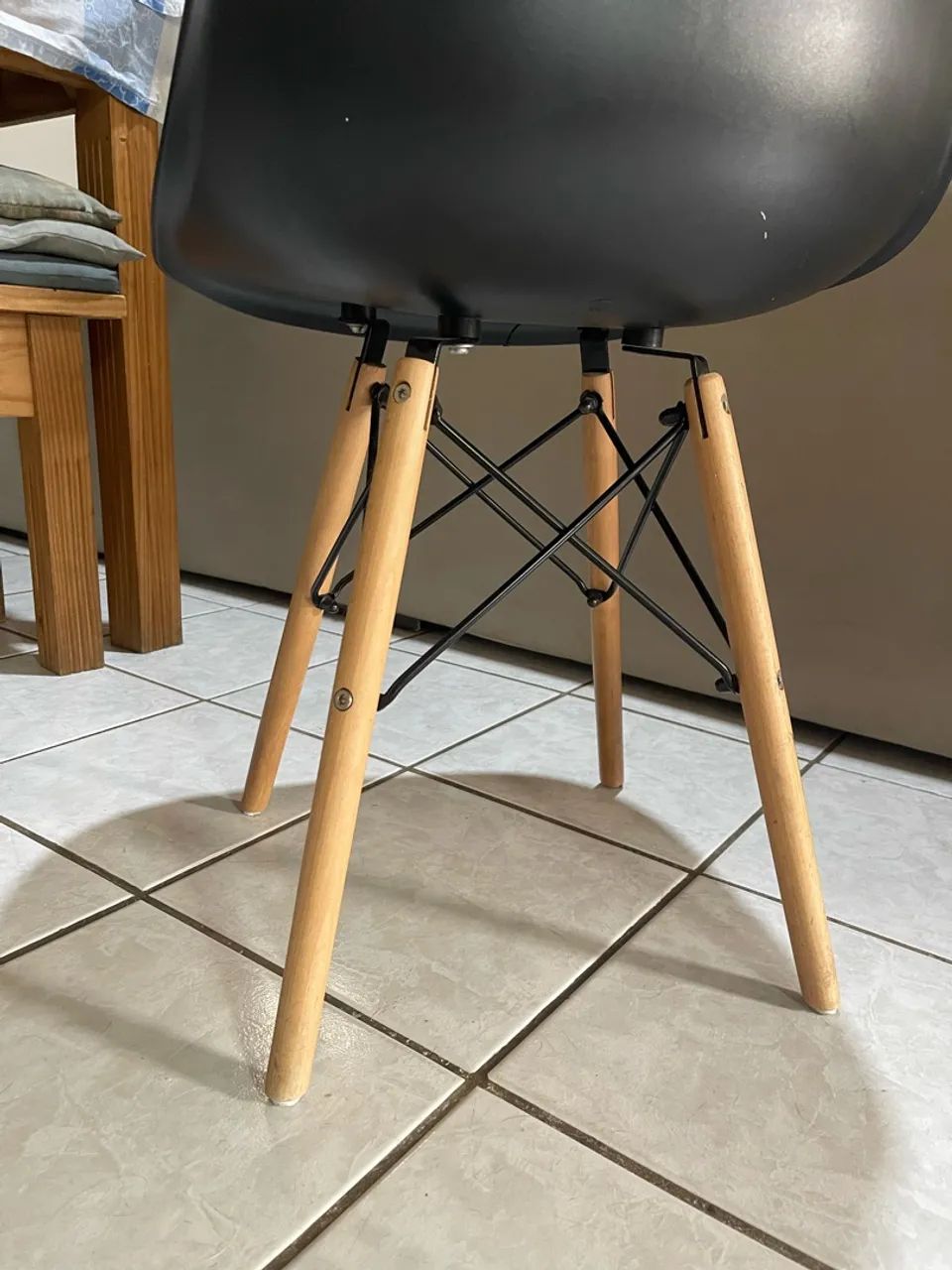 Cadeira moderna - Foto 3