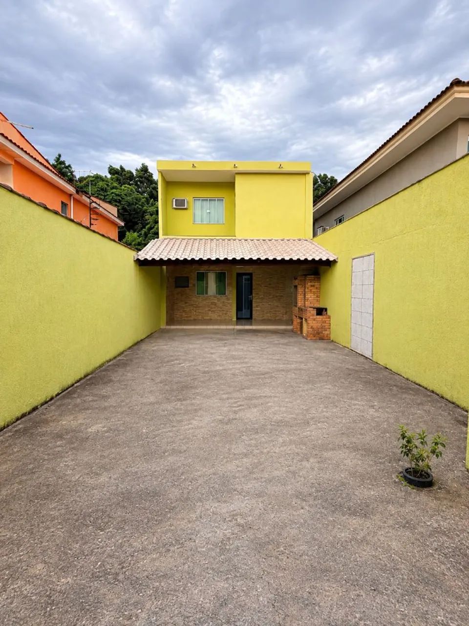 Ótima casa.