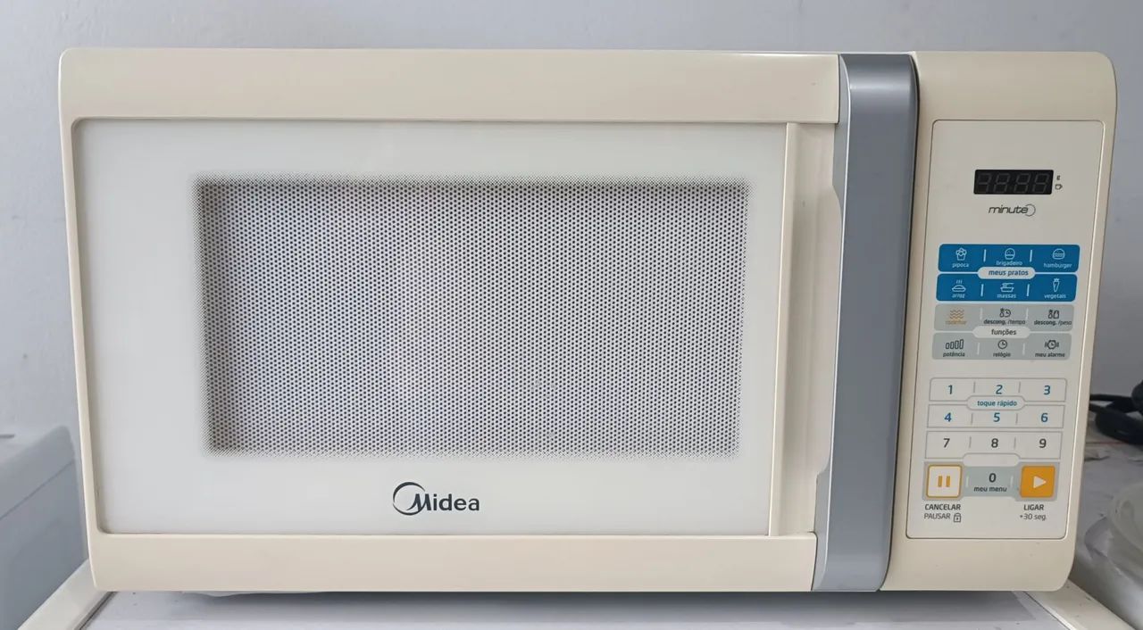 Vendo microondas Midea 220v 30l - Foto 2