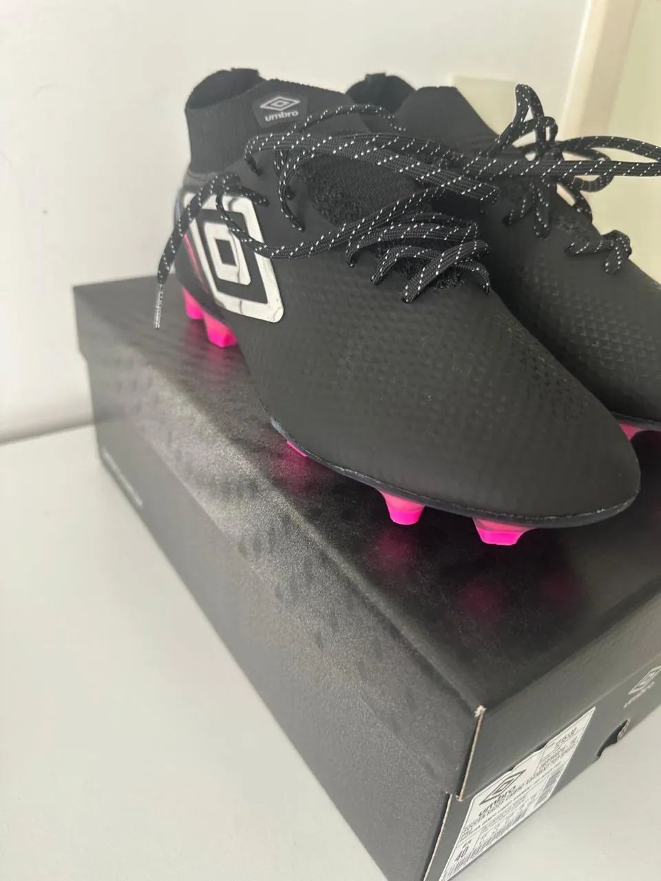 Chuteira elite umbro 