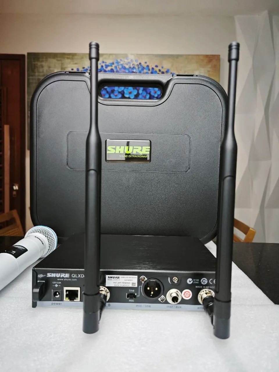 MICROFONE SHURE QLXD4 BETA 58 BRANCO - Foto 5