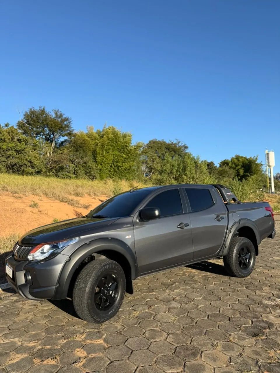 Mitsubishi L200 L200 Triton Sport GLX 2.4 CD Diesel Mec. 2020