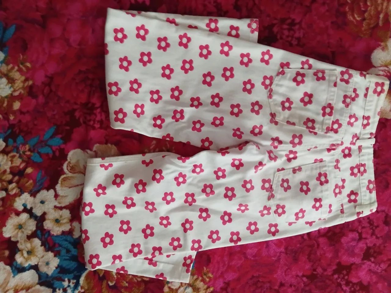 Vendo calça infantil 
