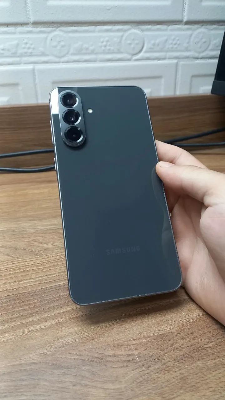 Samsung Galaxy A56 (troco em edge 70) - Foto 3