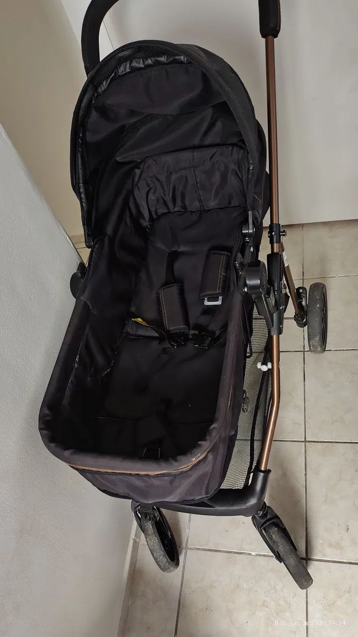 Vende-se Carrinho de Bebê  - Foto 4