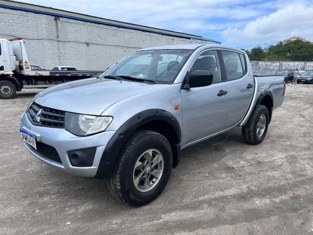 Mitsubishi L200 L200 Triton GLX 3.2 CD TB Int.Diesel Mec 2016