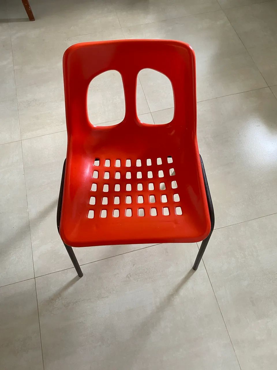 Cadeiras semi-novas - Foto 2